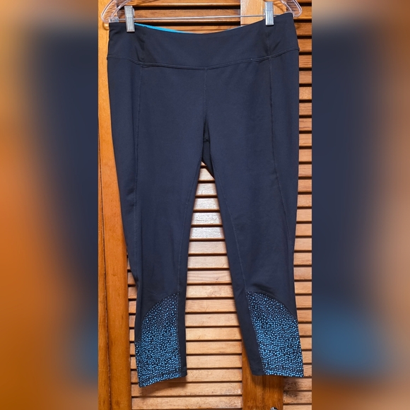 Tangerine Gray With Teal Accents Yoga Workout Pants Capris Women's Size M - Picture 3 of 12